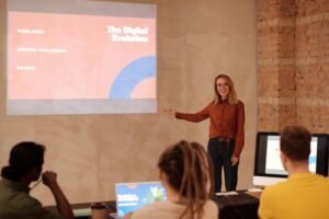 Coaching and feedback for frontline leaders